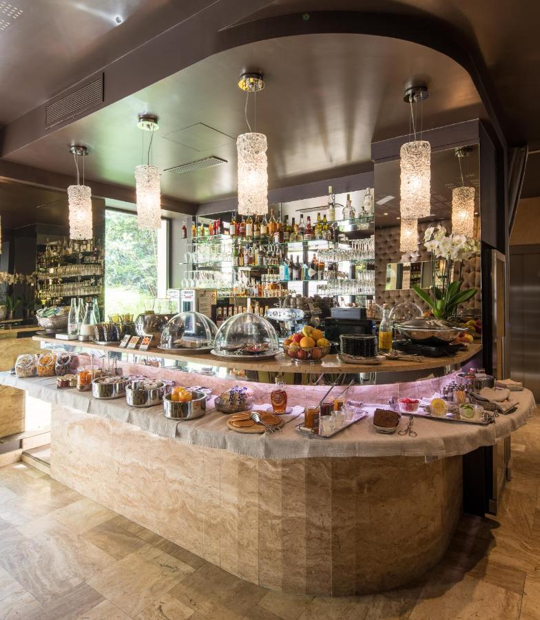 B Montmartre Hotel Parijs Buitenkant foto